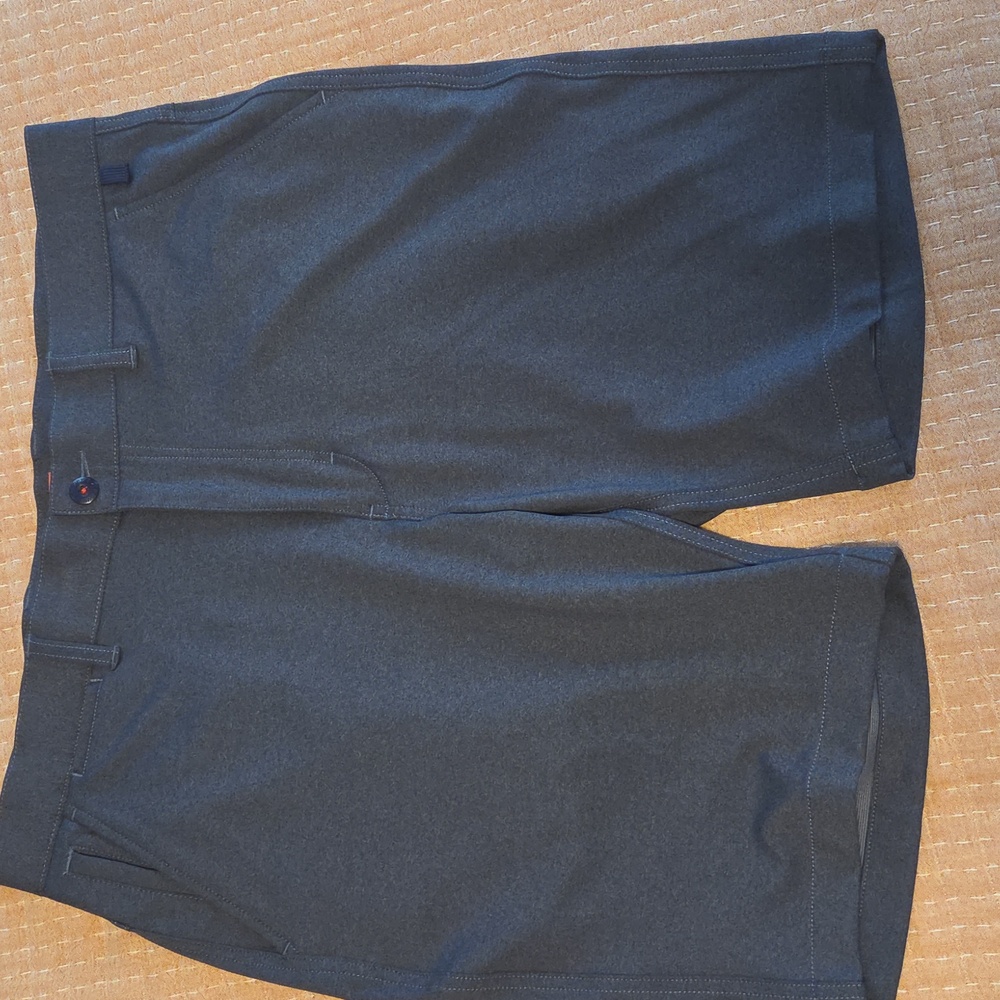 Halsey Breakwater Sport Short -Stripe